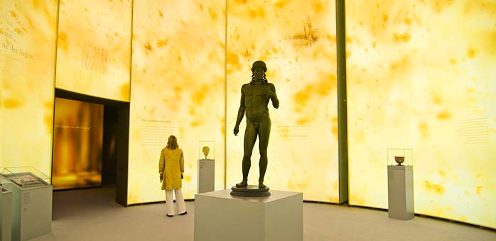 Das Goldene Zeitalter - Rotunde aus sieben Meter hohen Lichtwänden Imperium - 2000 Jahre Varusschlacht, Haltern am See